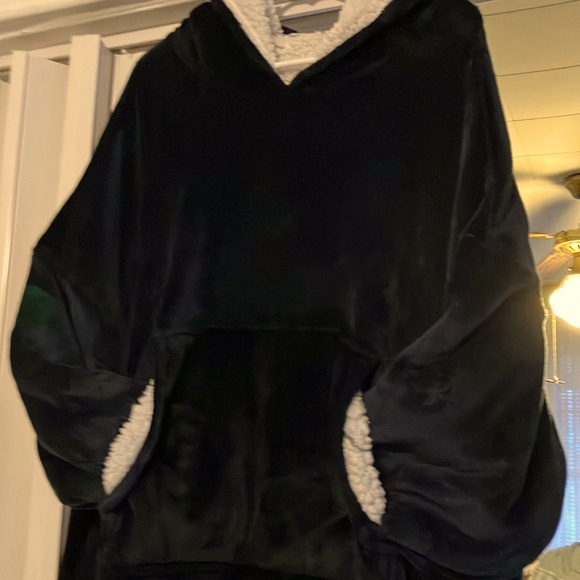 Men’s One Size Fits Most- Navy Huggle - Picture 2 of 6